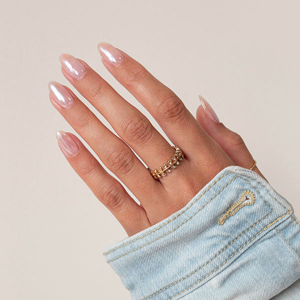 Gelous Ice Age Chrome Powder Hailey Bieber Nail Art Look - photographed in Australia