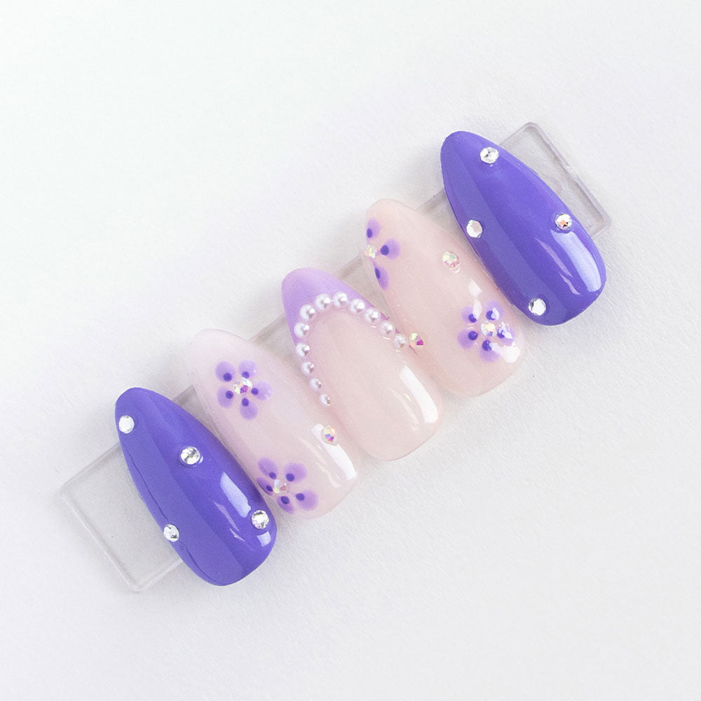 Gelous Classic Pearl & Rhinestone Nail Art Set product photo - photographed in Australia