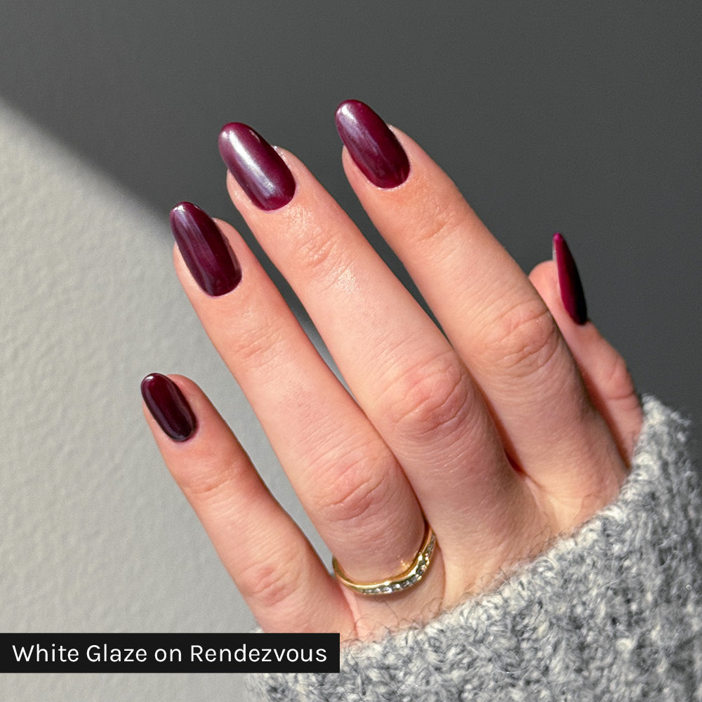 Gelous White Glaze Chrome Powder on Rendezvous - photographed in Australia on model