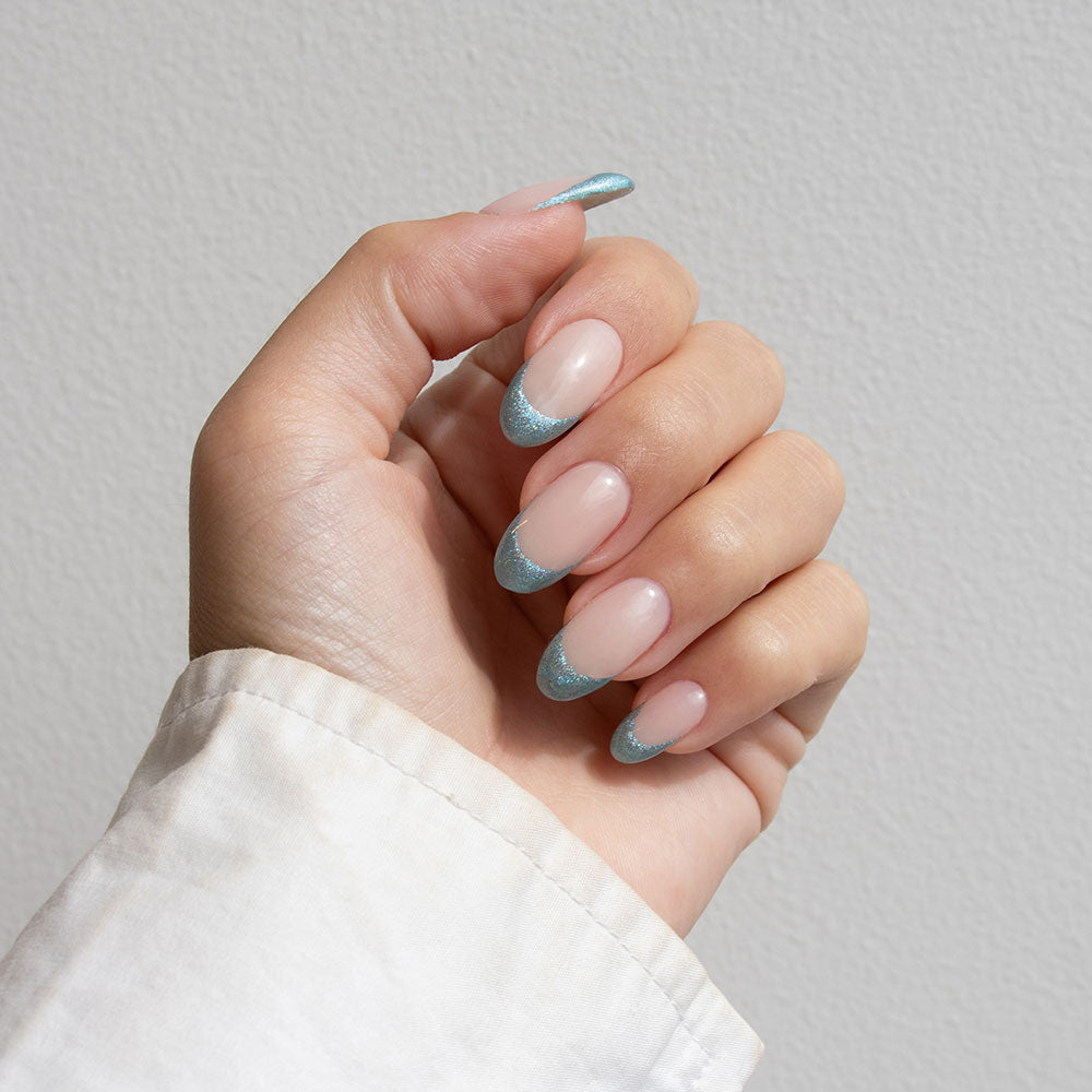 Gelous Aqua Stardust Chrome Powder - photographed in Australia on model