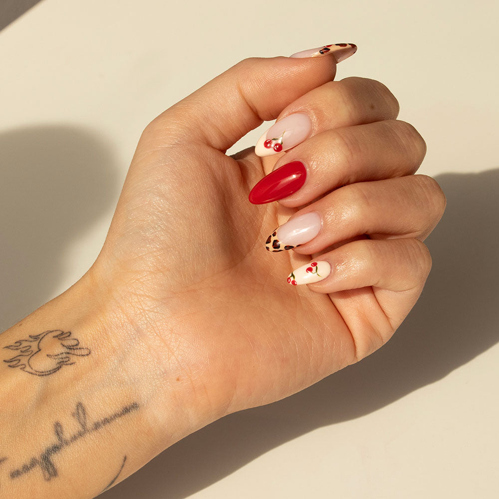 Short Liner Nail Art Brush product photo - photographed in Australia